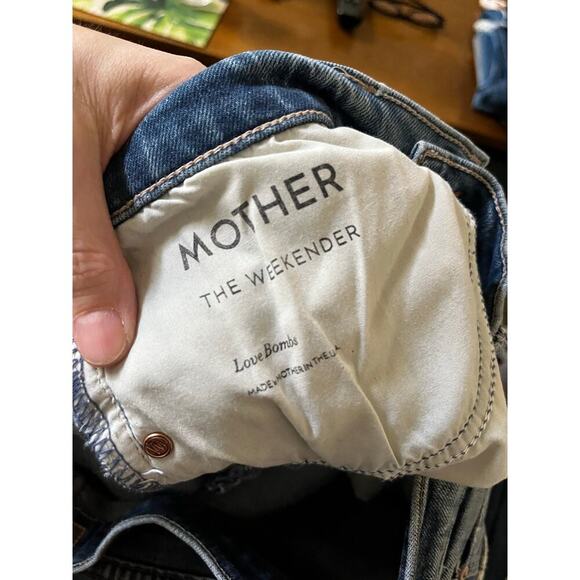 Mother Weekender Love Bomb Flare Jeans Blue Size 28 - Picture 9 of 9